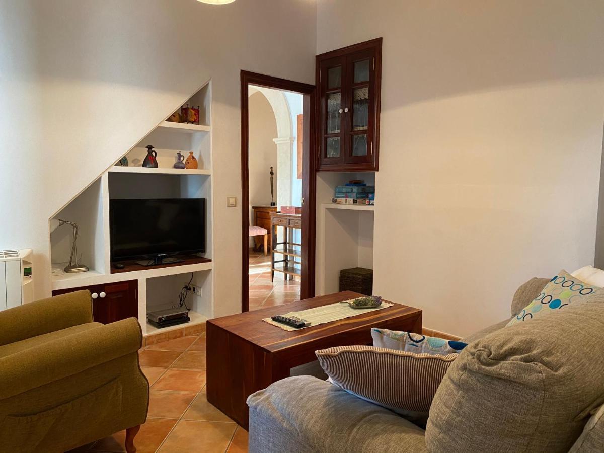 Casa Nuria, En El Centro, Al Lado De La Escalinata Del Calvario Para 6 Personas 波连斯萨 外观 照片